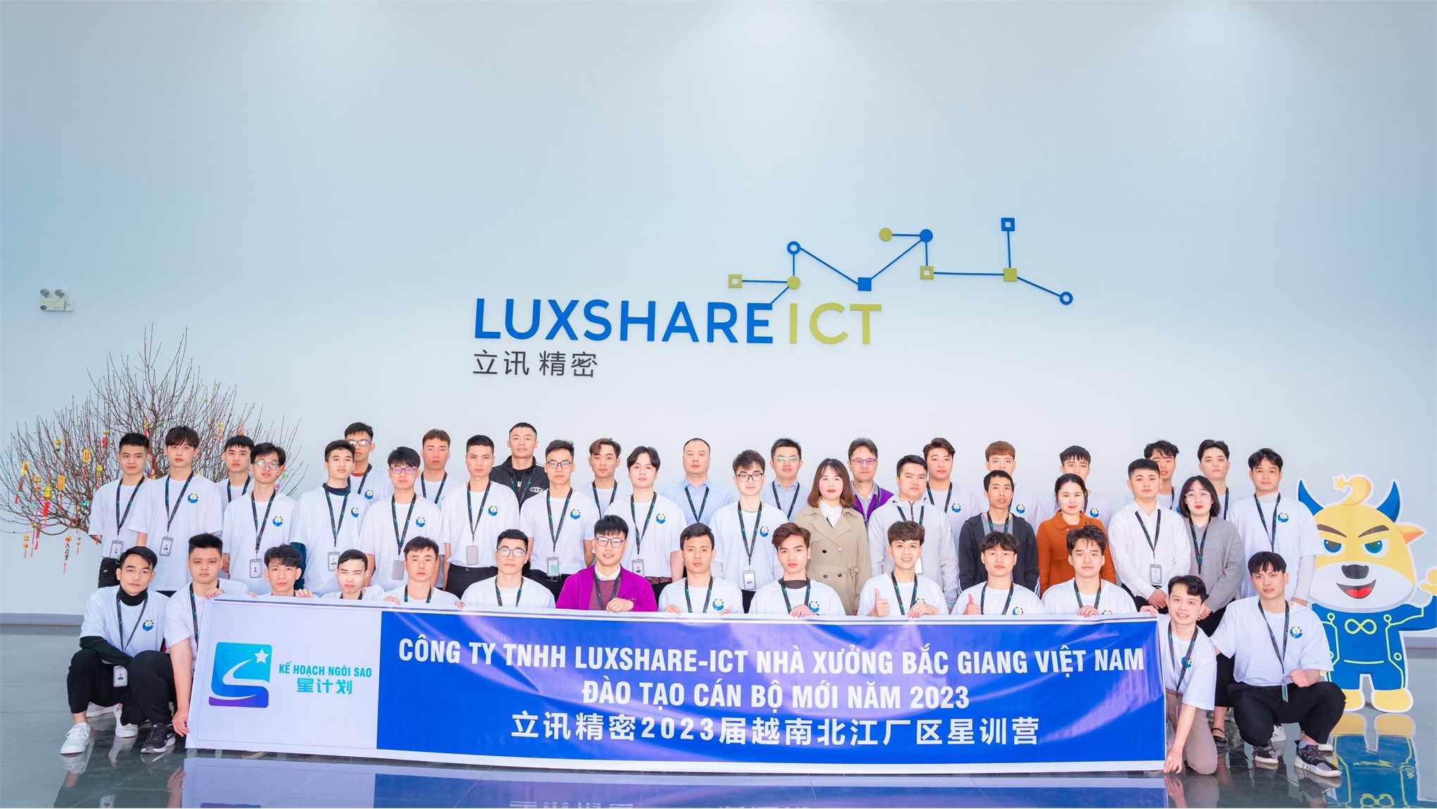 Không dừng lại ở kỳ thực tập, sinh viên Nhà trường có trải nghiệm ấn tượng tại Luxshare - ICT