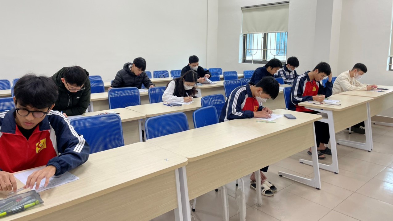 5 sinh viên Trường Đại học Công nghiệp Hà Nội tiếp tục cùng Denso Việt Nam chinh phục đỉnh cao mới