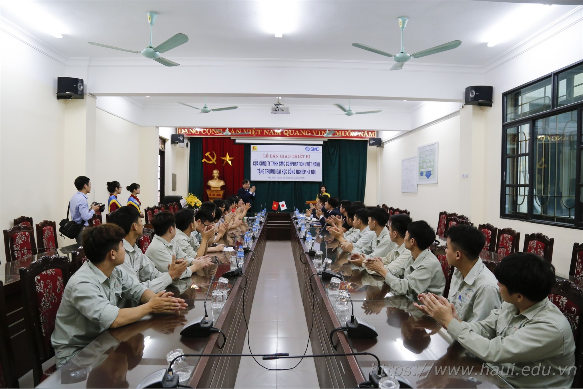 Trường Đại học Công nghiệp Hà Nội tiếp đoàn chuyên gia JICA sang thăm và làm việc