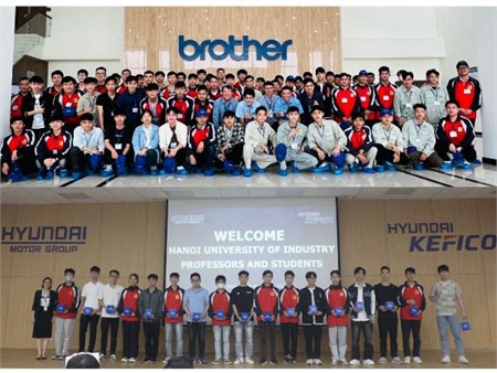 Sinh viên Đại học Công nghiệp trải nghiệm nhà máy Hyundai Kefico và nhà máy Brother Việt Nam