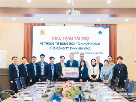 Công ty Ani Vina trao tài trợ hệ thống tự động hóa tích hợp robot cho Khoa Điện, Trường Đại học Công nghiệp Hà Nội