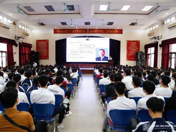 Thông báo Chương trình Hội thảo việc làm và tuyển dụng trực tiếp của Tập đoàn KHKT Hồng Hải - Thứ 3, ngày 26/11/2024