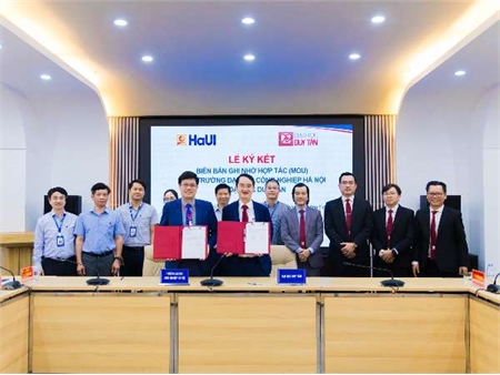 Trường Đại học Công nghiệp Hà Nội và Đại học Duy Tân ký kết hợp tác - đẩy mạnh hợp tác phát triển giáo dục
