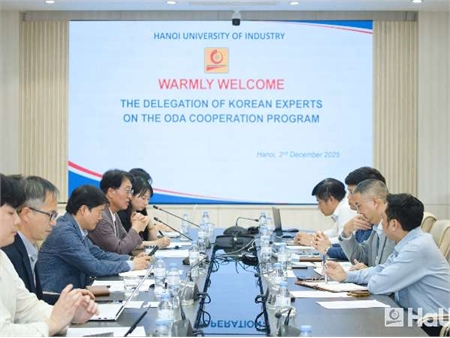 Đại học Công nghiệp Hà Nội tiếp đón Đoàn chuyên gia Hàn Quốc về các dự án ODA