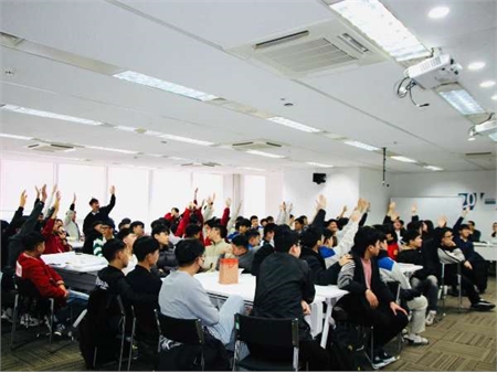 Sinh viên HaUI trải nghiệm thực tế tại Công ty TNHH Nissan Automotive Technology Việt Nam