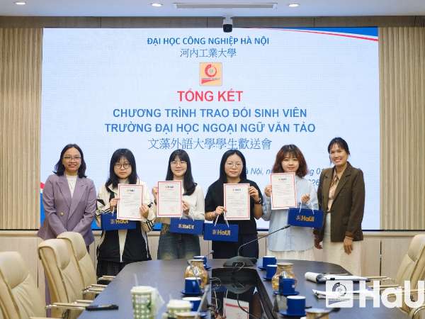 Tổng kết chương trình trao đổi sinh viên giữa Đại học Công nghiệp Hà Nội và Trường Đại học Ngoại ngữ Văn Tảo