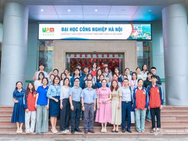 Đón tiếp đoàn cán bộ Trường Đại Học Bách Khoa Quế Lâm