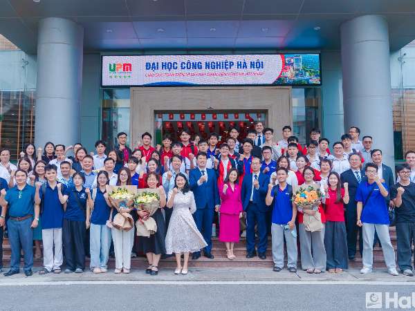 Khai giảng Dự án NeoTECH English Works tại Đại học Công nghiệp Hà Nội 2026-2027